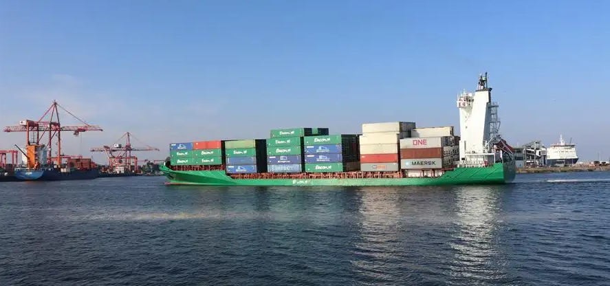 香港海关侦破远洋货船向内地的走私案件